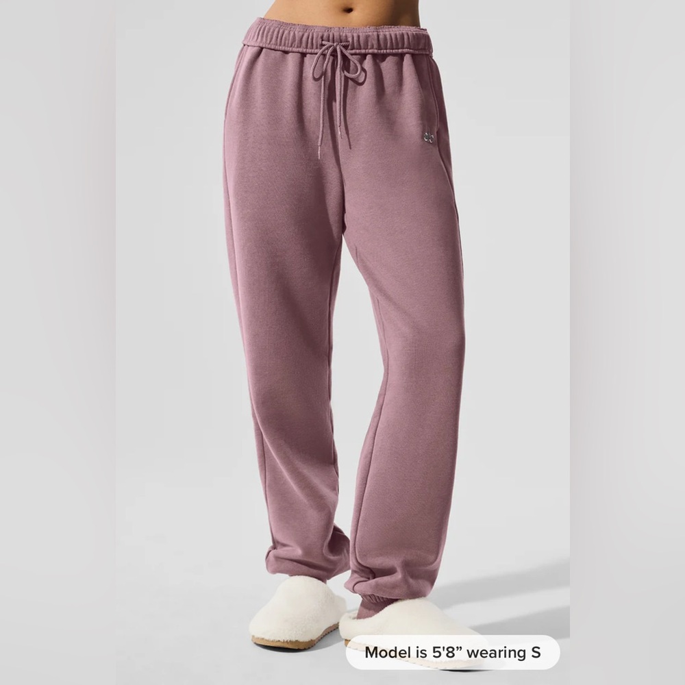 Alo Accolade Smoky Quartz Jogger Sweats